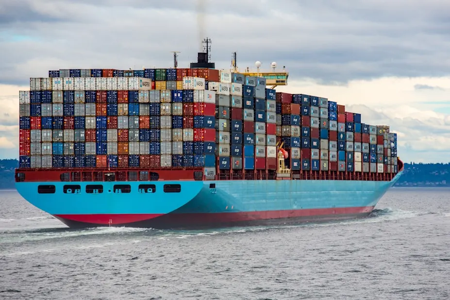 Shipping & Logistics